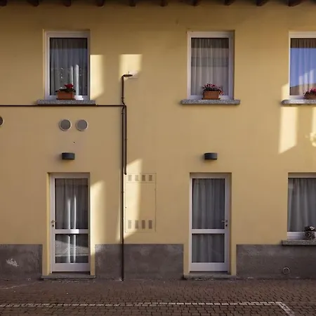 Sweet House At The Old Bridge Of Lecco